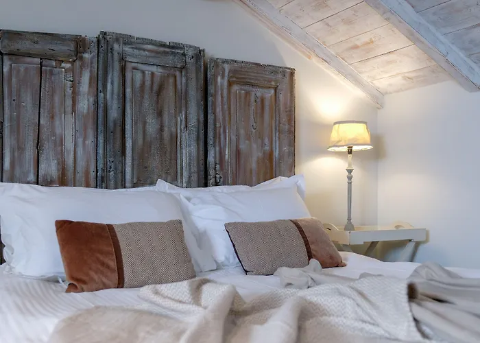 Amymone And Adiandi Szálloda 3*