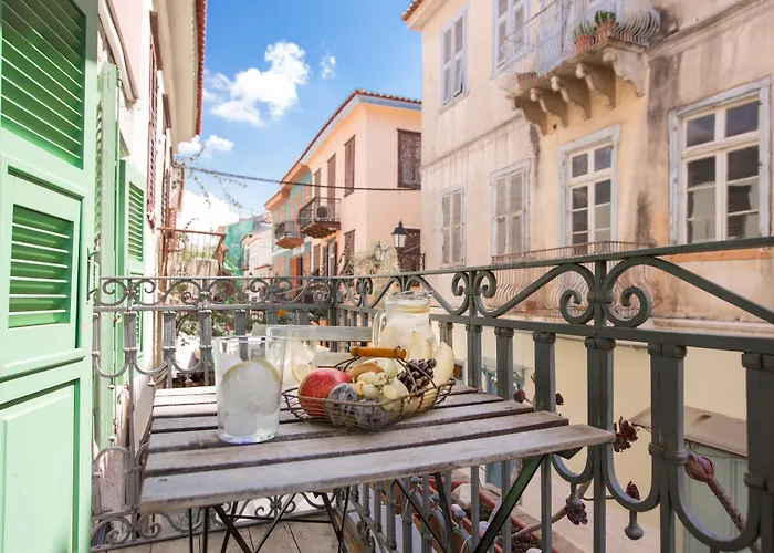 Amymone And Adiandi Návplio