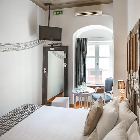 Amymone And Adiandi 3* Anabolu