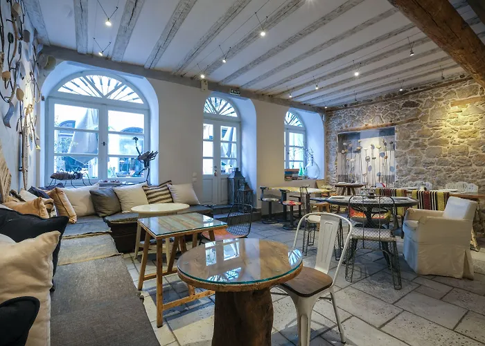 Amymone And Adiandi Hotel