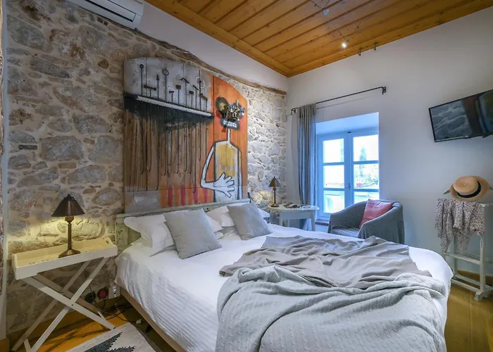 Hotel Amymone And Adiandi 3*